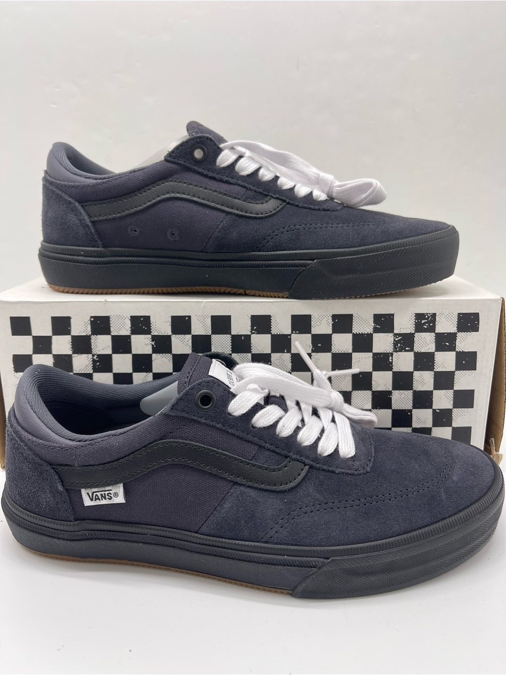 Vans Women's Charcoal Gray Suede and Canvas Sneakers with White Laces